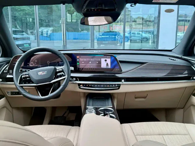 Cadillac XT5 — Фото автомобиля 6