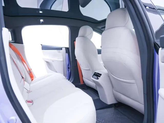 Dongfeng eπ 007 — Фото автомобиля 20