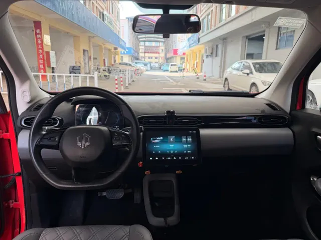 Leapmotor T03 — Фото автомобиля 13