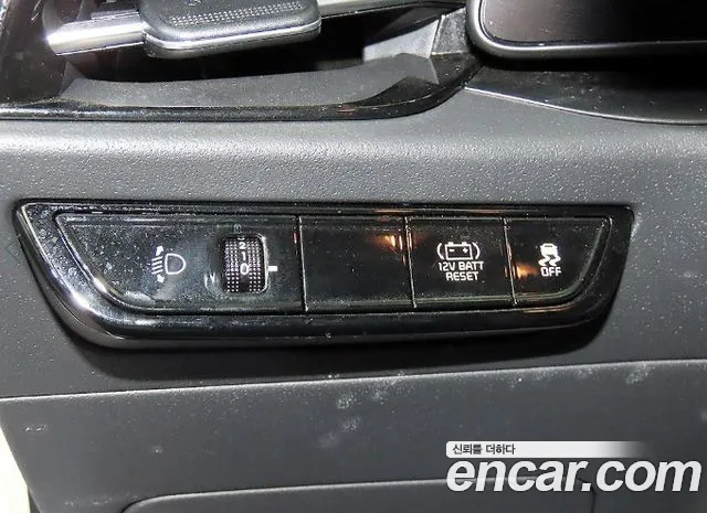 Kia Niro The All New — Фото автомобиля 14