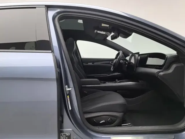 BYD Seal — Фото автомобиля 23