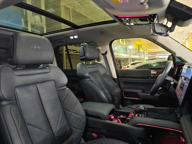 BYD FangChengBao Leopard 5 — Фото автомобиля 21