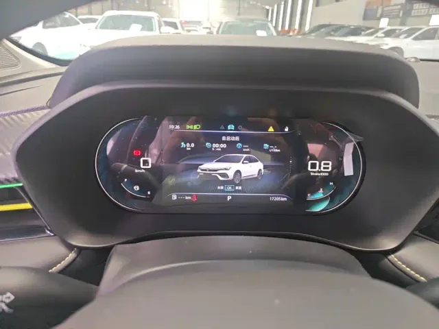 Roewe i5 — Фото автомобиля 11