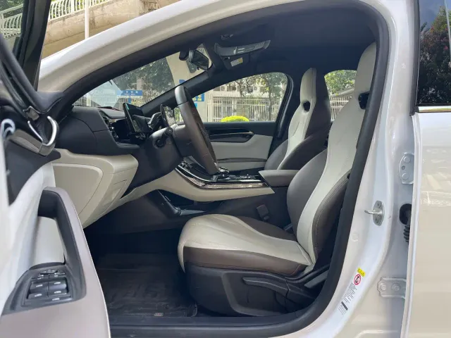 BYD Qin PLUS — Фото автомобиля 5
