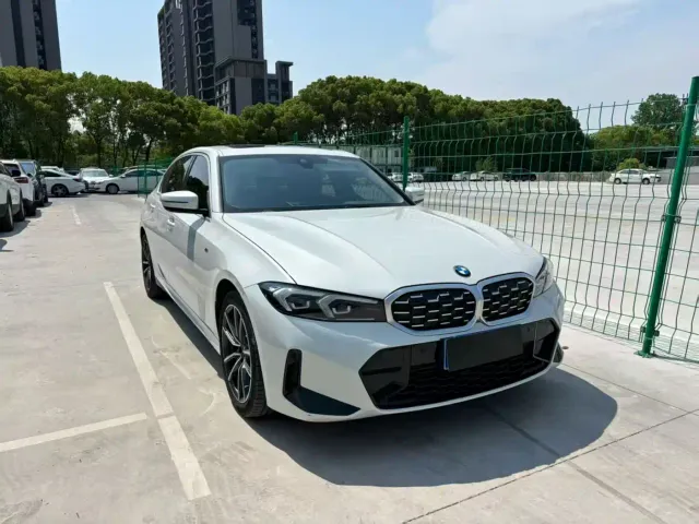BMW 3 Series — Фото автомобиля 3