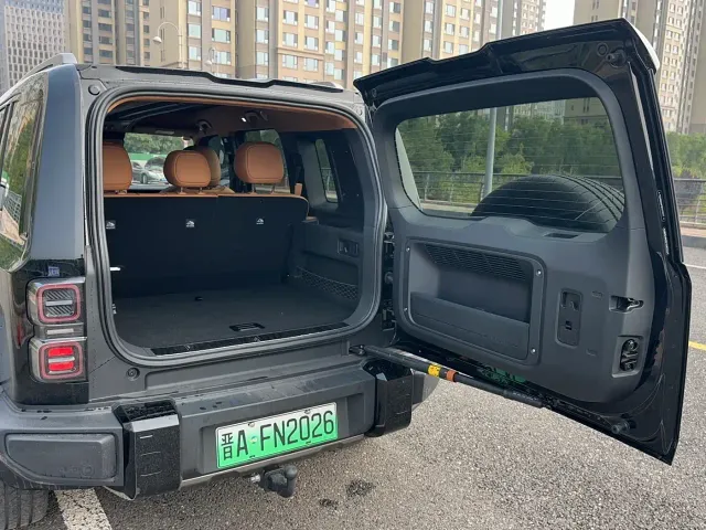 iCAR V27 — Фото автомобиля 19