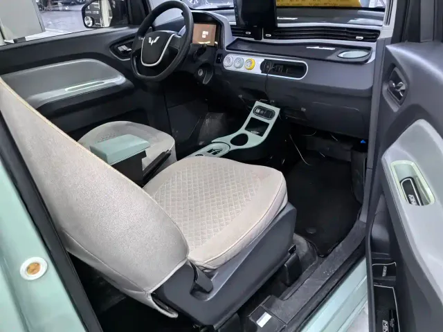 Wuling Hongguang Mini EV — Фото автомобиля 8