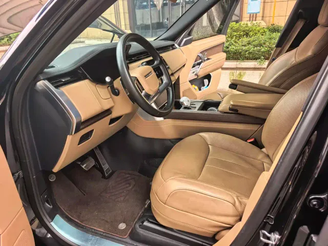 Land Rover Range Rover — Фото автомобиля 2