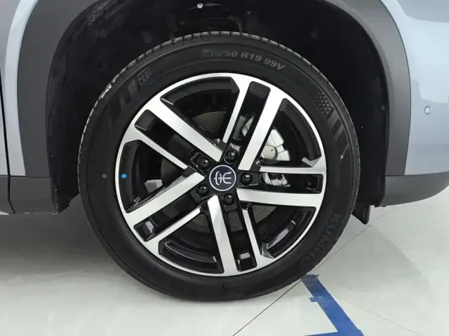 BYD Song L DM-i — Фото автомобиля 6