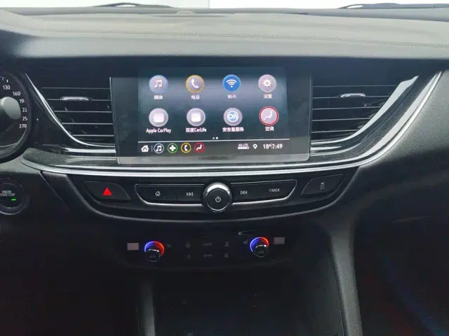Buick Regal — Фото автомобиля 13