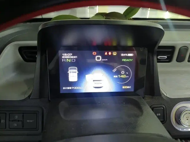 Wuling Hongguang Mini EV — Фото автомобиля 11