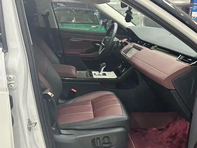 Land Rover Range Rover Evoque — Фото автомобиля 7