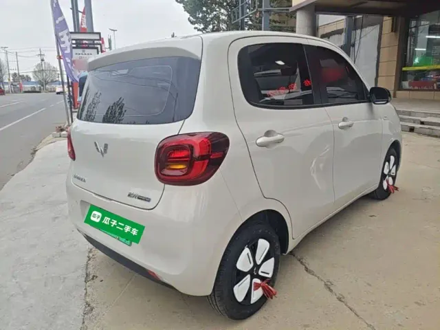 Wuling Hongguang Mini EV — Фото автомобиля 6