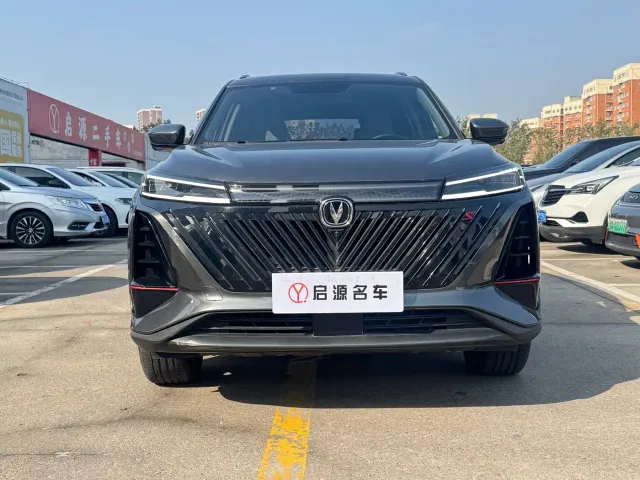 Changan CS75 Plus — Фото автомобиля 2