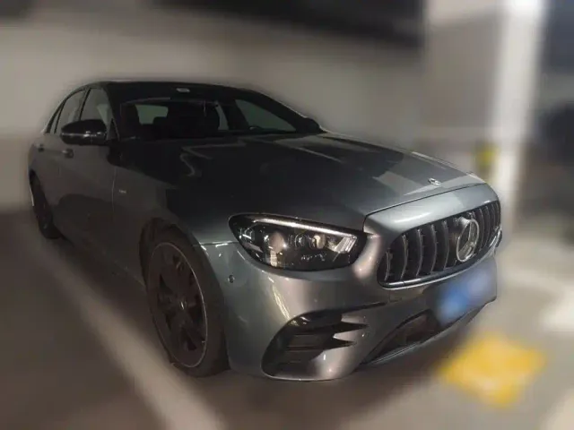 Mercedes-Benz E-Class AMG — Фото автомобиля 3