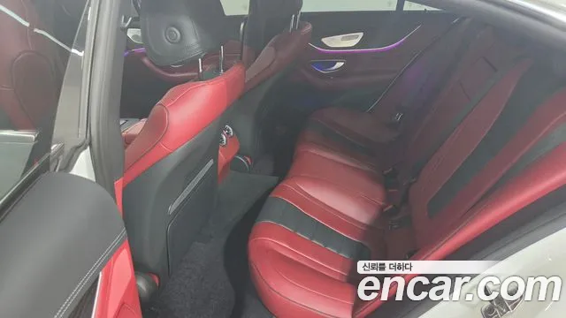 Mercedes-Benz CLS-Class — Фото автомобиля 10