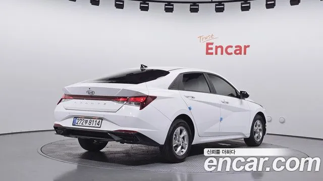 Hyundai AVANTE Avante (CN7) — Фото автомобиля 2