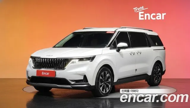 Фотография автомобиля — Kia Carnival 4th Gen