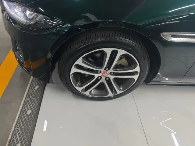 Jaguar XEL — Фото автомобиля 22