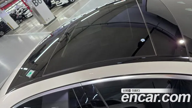 Mercedes-Benz E-Class — Фото автомобиля 5