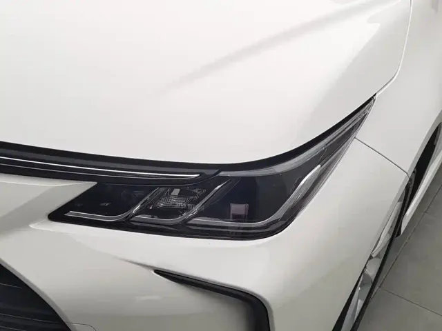 Toyota Corolla — Фото автомобиля 7