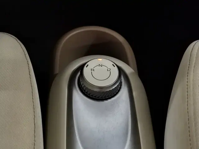 Wuling Hongguang Mini EV — Фото автомобиля 13