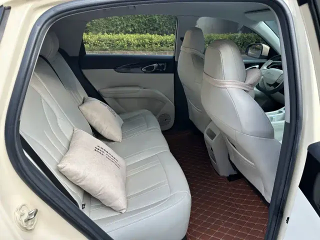 Geely Starry Wish — Фото автомобиля 11