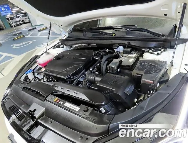 Kia K5 Новый K5 3 поколение 2.0 LPi(Для проката) — Фото автомобиля 21