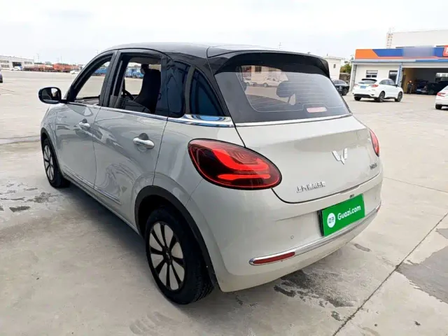 Wuling Bingo — Фото автомобиля 4