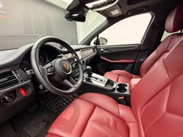 Porsche Macan — Фото автомобиля 8