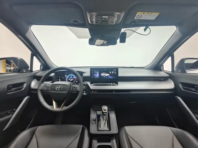 Toyota Corolla Cross — Фото автомобиля 13