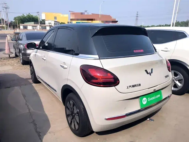 Wuling Bingo — Фото автомобиля 4