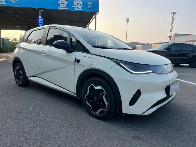 BYD Dolphin — Фото автомобиля 3