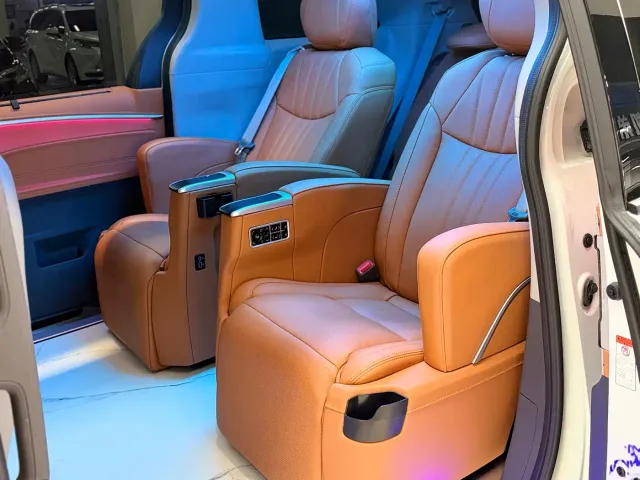 Toyota Granvia — Фото автомобиля 9