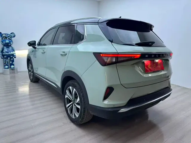 Wuling Asta — Фото автомобиля 2
