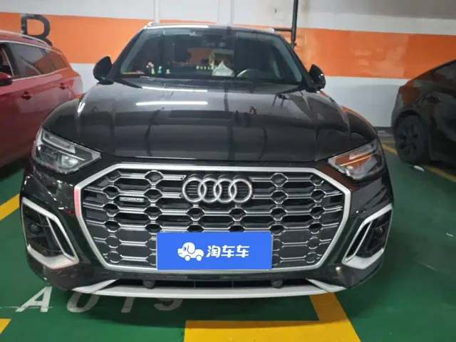 Audi Q5L — Фото автомобиля 2