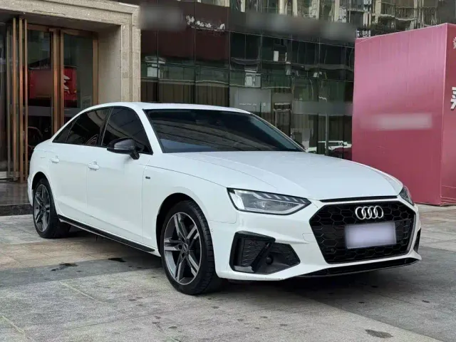 Audi A4L — Фото автомобиля 6