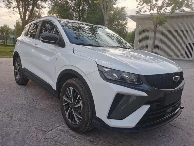 Geely Binyue — Фото автомобиля 3