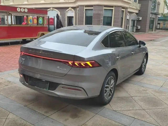 BYD Qin PLUS — Фото автомобиля 6