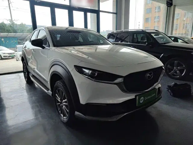 Mazda CX-30 EV — Фото автомобиля 3