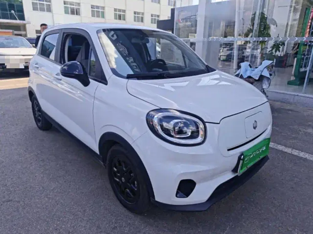 Leapmotor T03 — Фото автомобиля 3