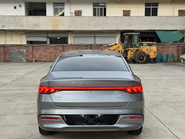 BYD Qin PLUS — Фото автомобиля 7