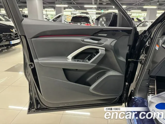 Audi Q5 40 TDI quattro S Line Black Edition — Фото автомобиля 9