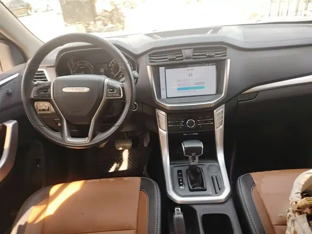Maxus T70 — Фото автомобиля 9