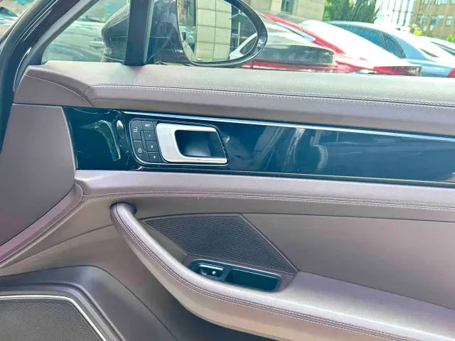 Porsche Panamera 2023 Panamera Executive Long Wheelbase 2.9T — Фото автомобиля 7
