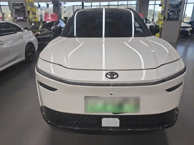 Toyota BoZhi 3X — Фото автомобиля 2