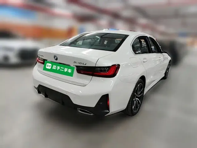 BMW 3 Series — Фото автомобиля 9