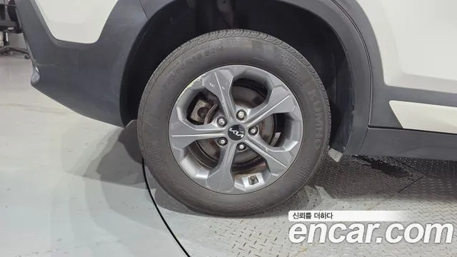 Kia Seltos Новый Seltos Бензин 2.0 2WD — Фото автомобиля 5