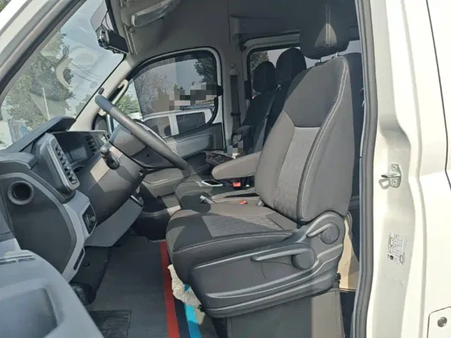 Maxus Xintu V80 — Фото автомобиля 14