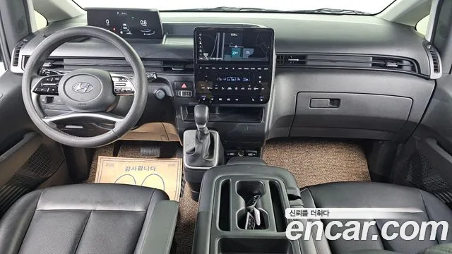 Hyundai Staria Staria 4WD Tourer 9 мест — Фото автомобиля 7
